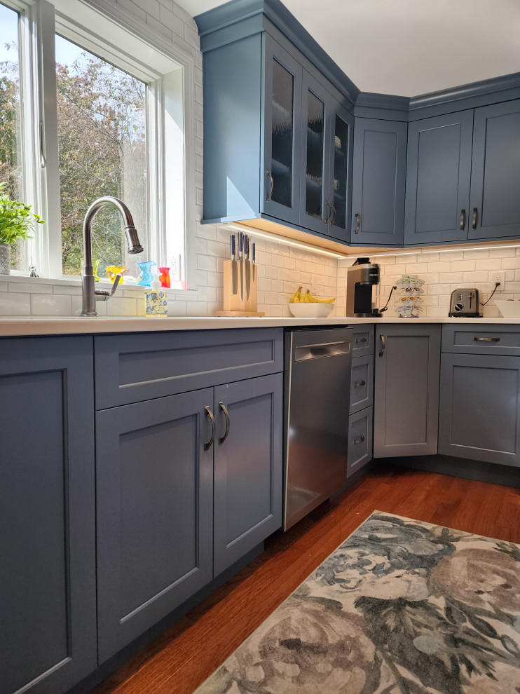 6436 - Smokey Blue Kitchen