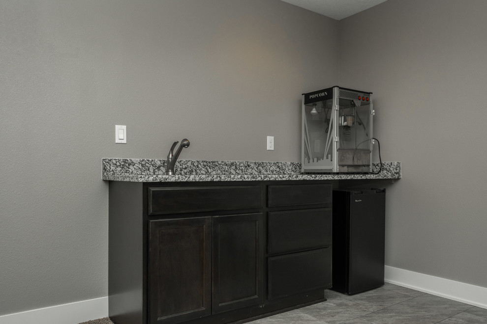 Home design - transitional home design idea