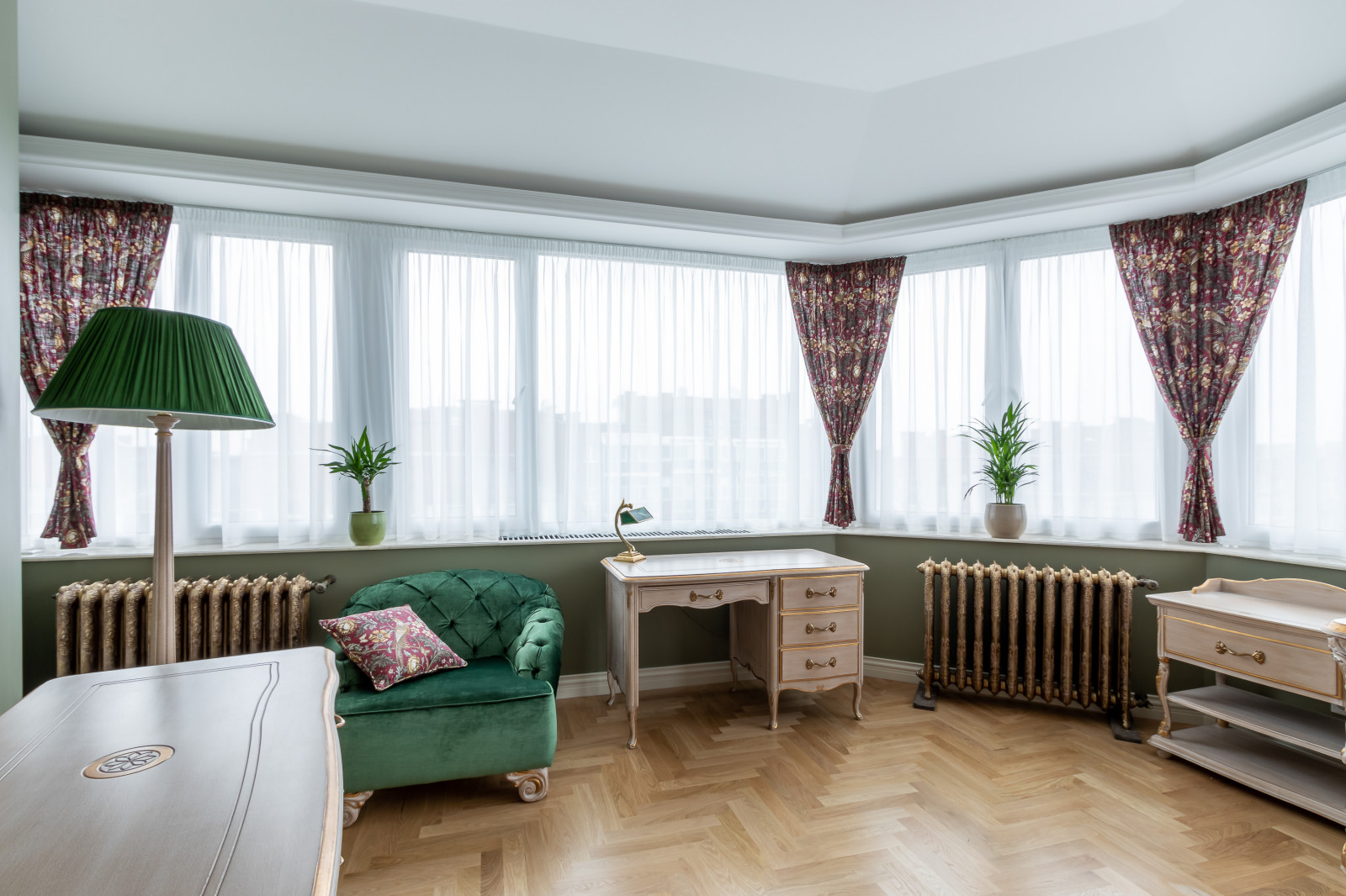 Дворец в многоквартирном доме