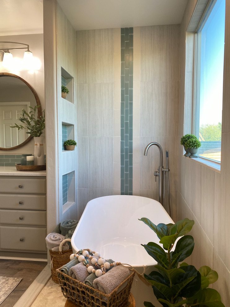 Bathroom - transitional bathroom idea in Phoenix