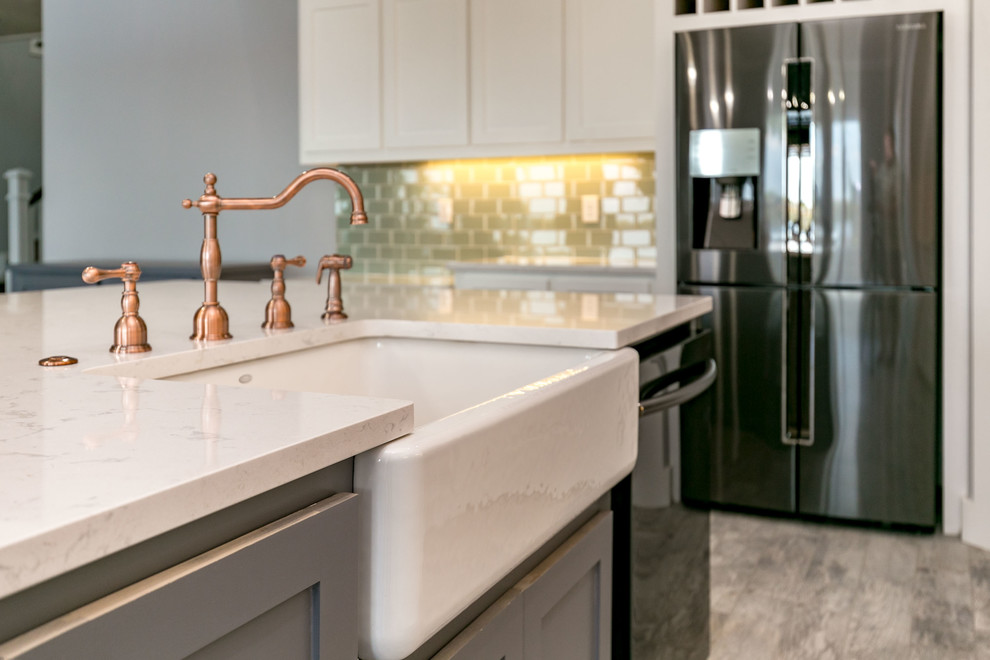 Inspiration for a transitional kitchen remodel in Austin
