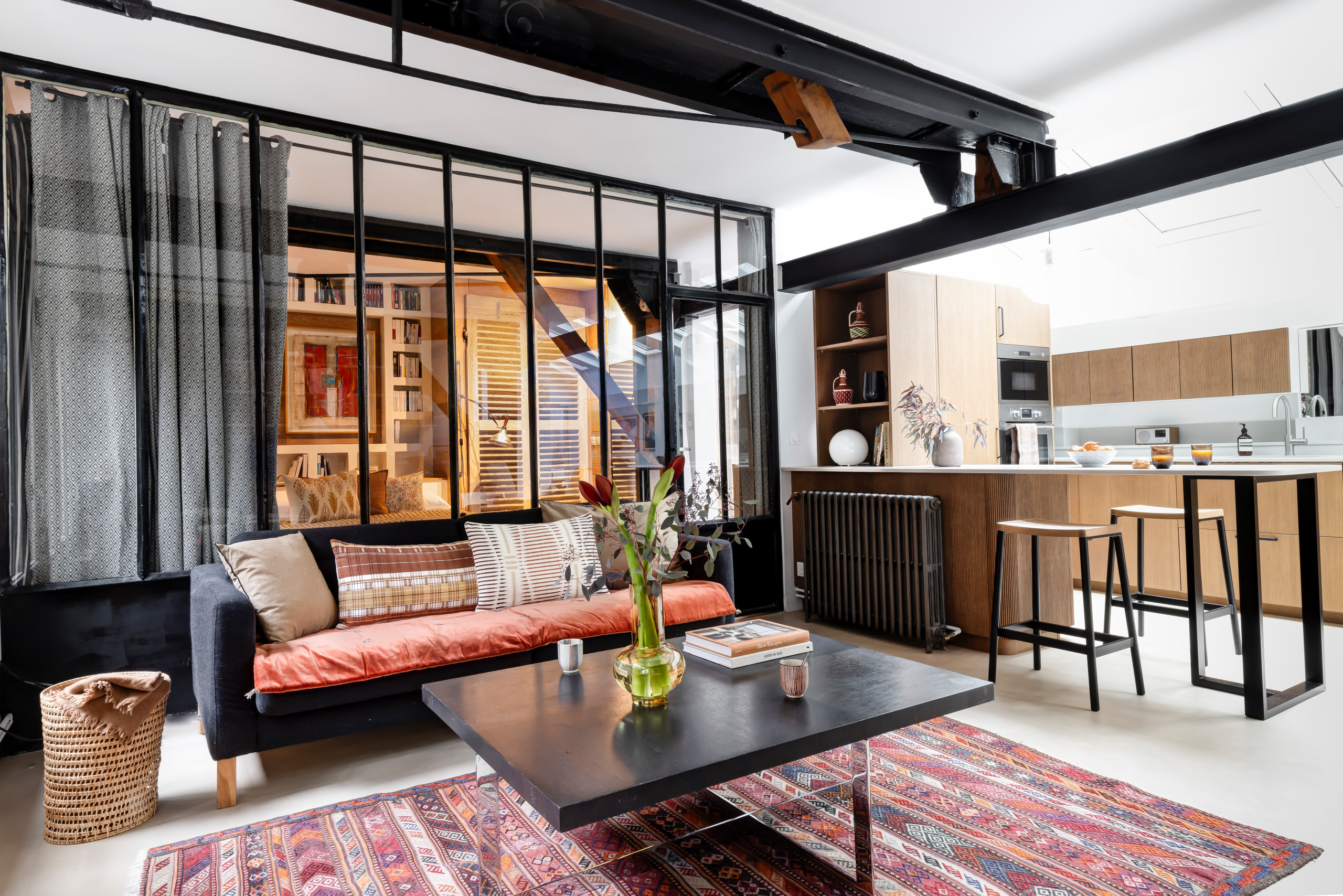 Une ancienne laverie industrielle réinventée - 92m2 à Belleville