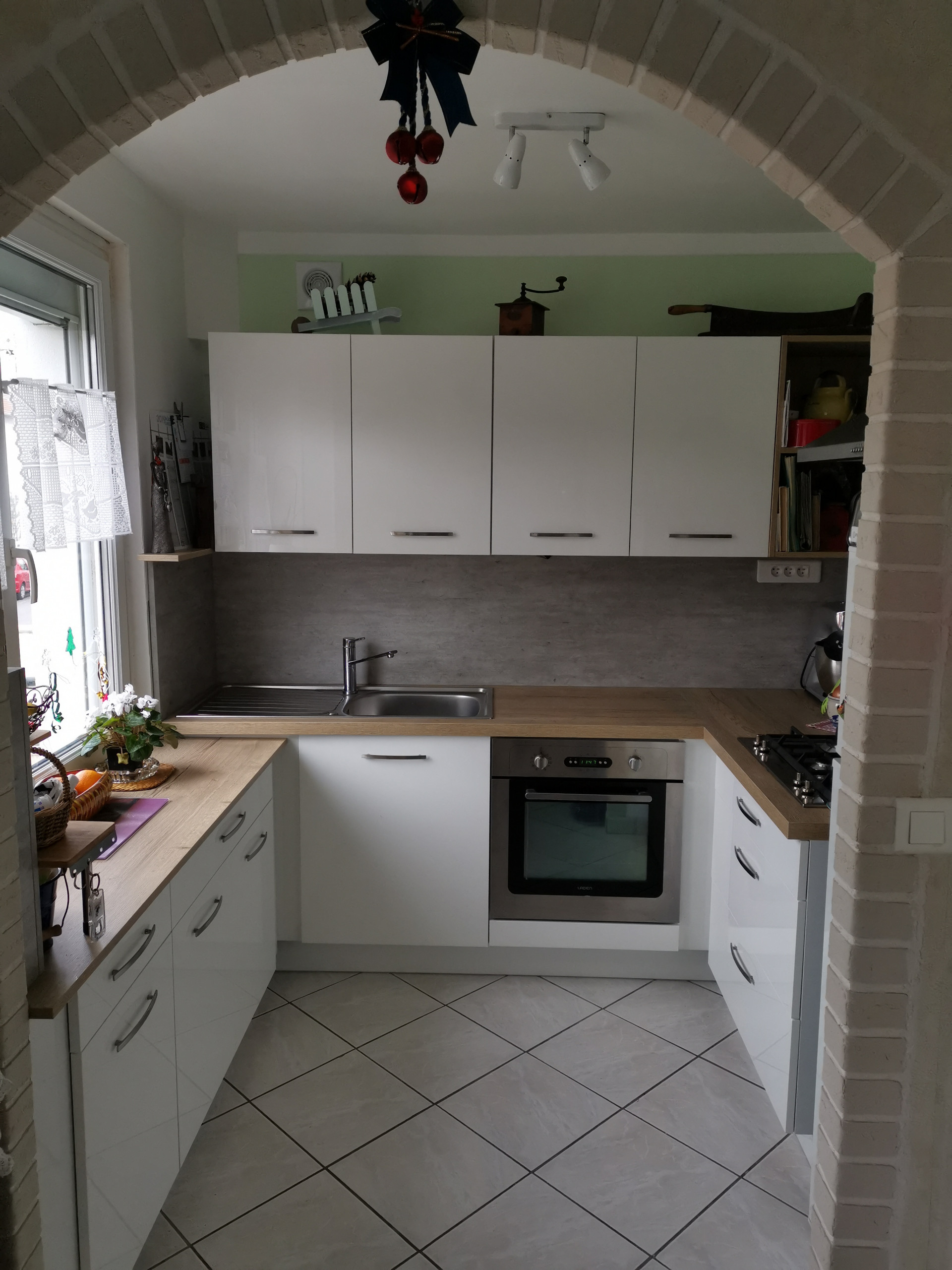 Cuisine blanche et bois N°1