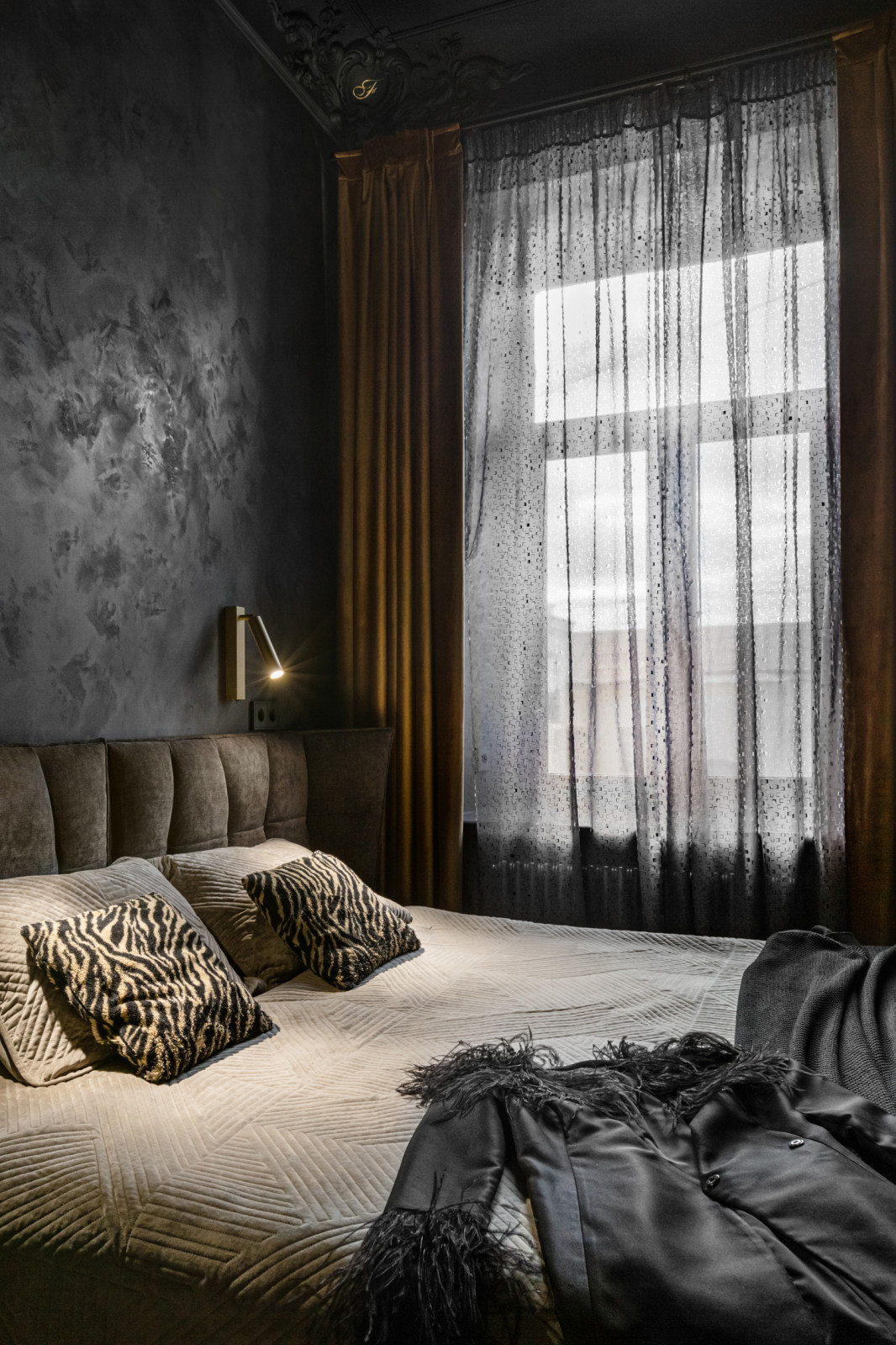 Черный интерьер 66м.кв.