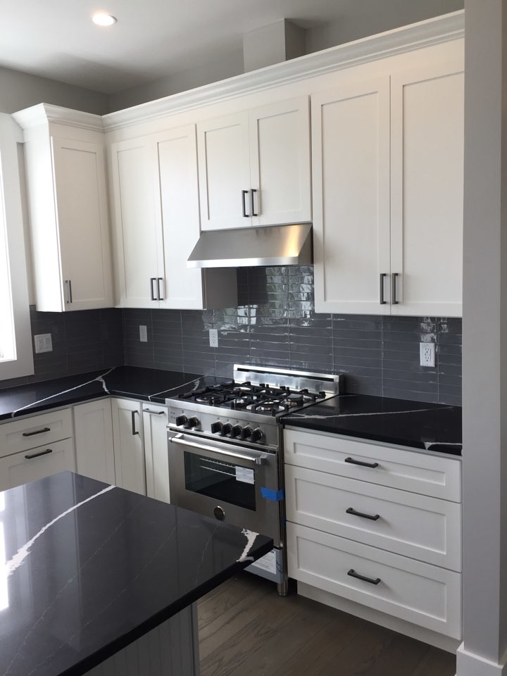 Inspiration for a transitional kitchen remodel in Boston