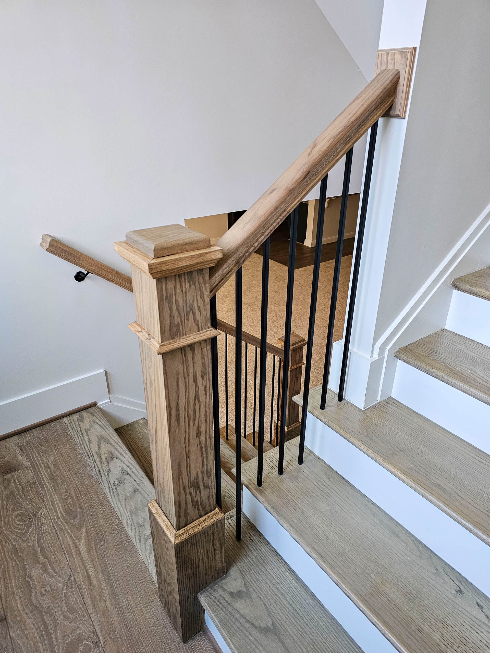 105_Modern and Bold U-Shaped Staircase, Vienna VA 22180