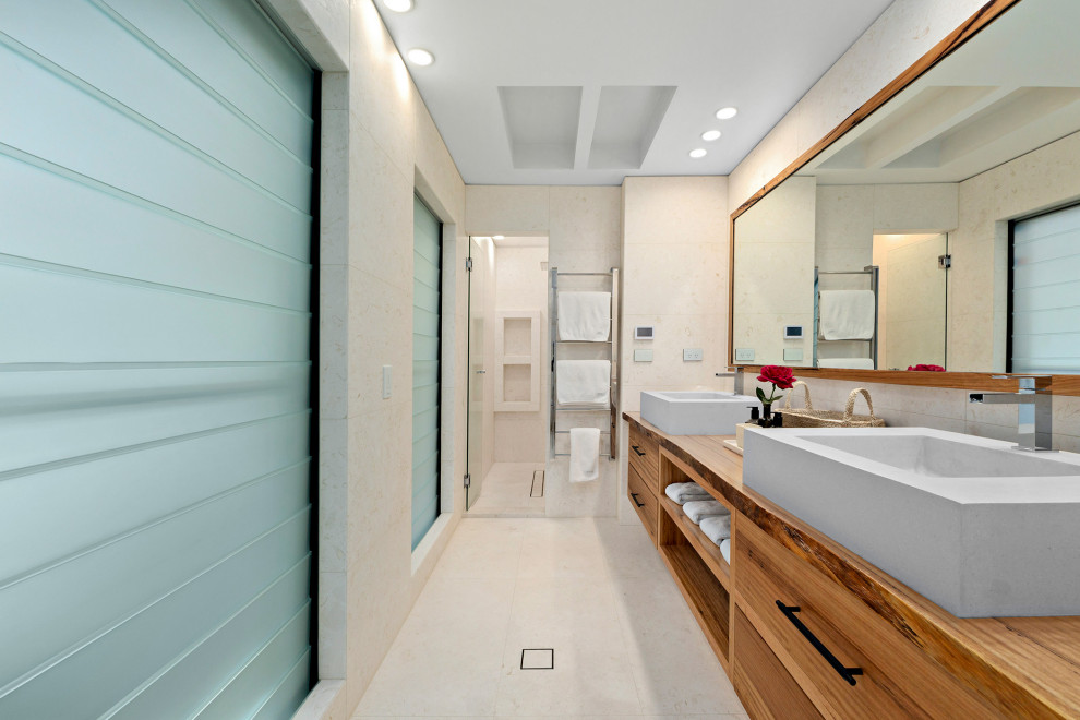 This is an example of a transitional bathroom in Sydney.