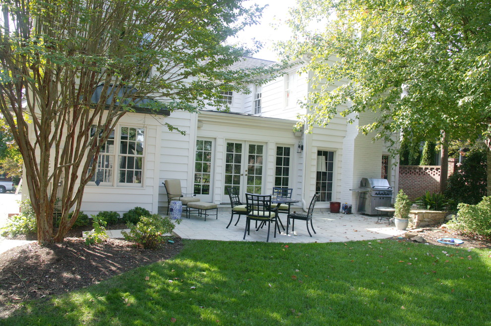 Design ideas for a transitional landscaping in Charlotte.