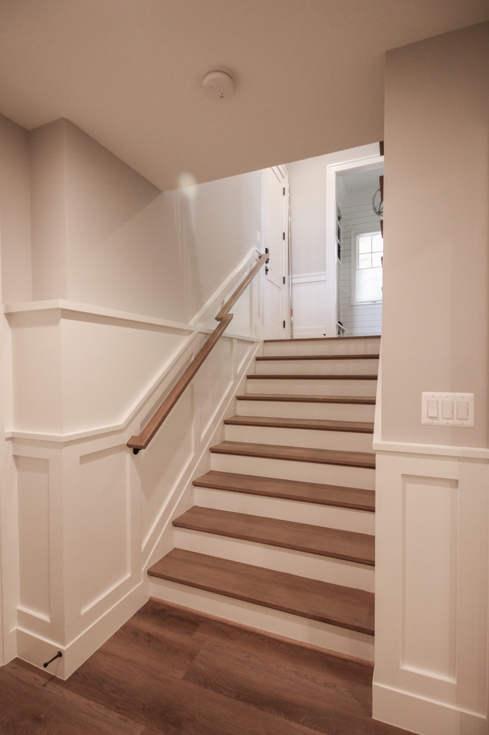 87_Welcoming and Functional Contemporary U-shaped Staircase, Arlington, VA 22207