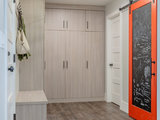 Contemporary Entry by restyle design, llc