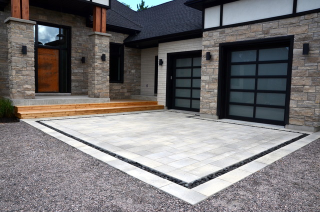 Modern Front Entrance Contemporary Landscape Toronto By Modern Front Entrance Contemporary Landscape Toronto By Melanie Rekola Design
