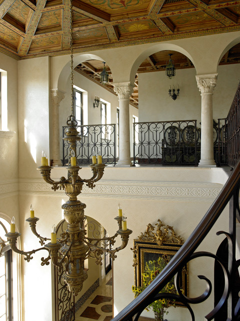 Florida Mediterranean Revival Seaside Villa - Mediterranean - Living Room -  New York - by Frank de Biasi Interiors | Houzz IE