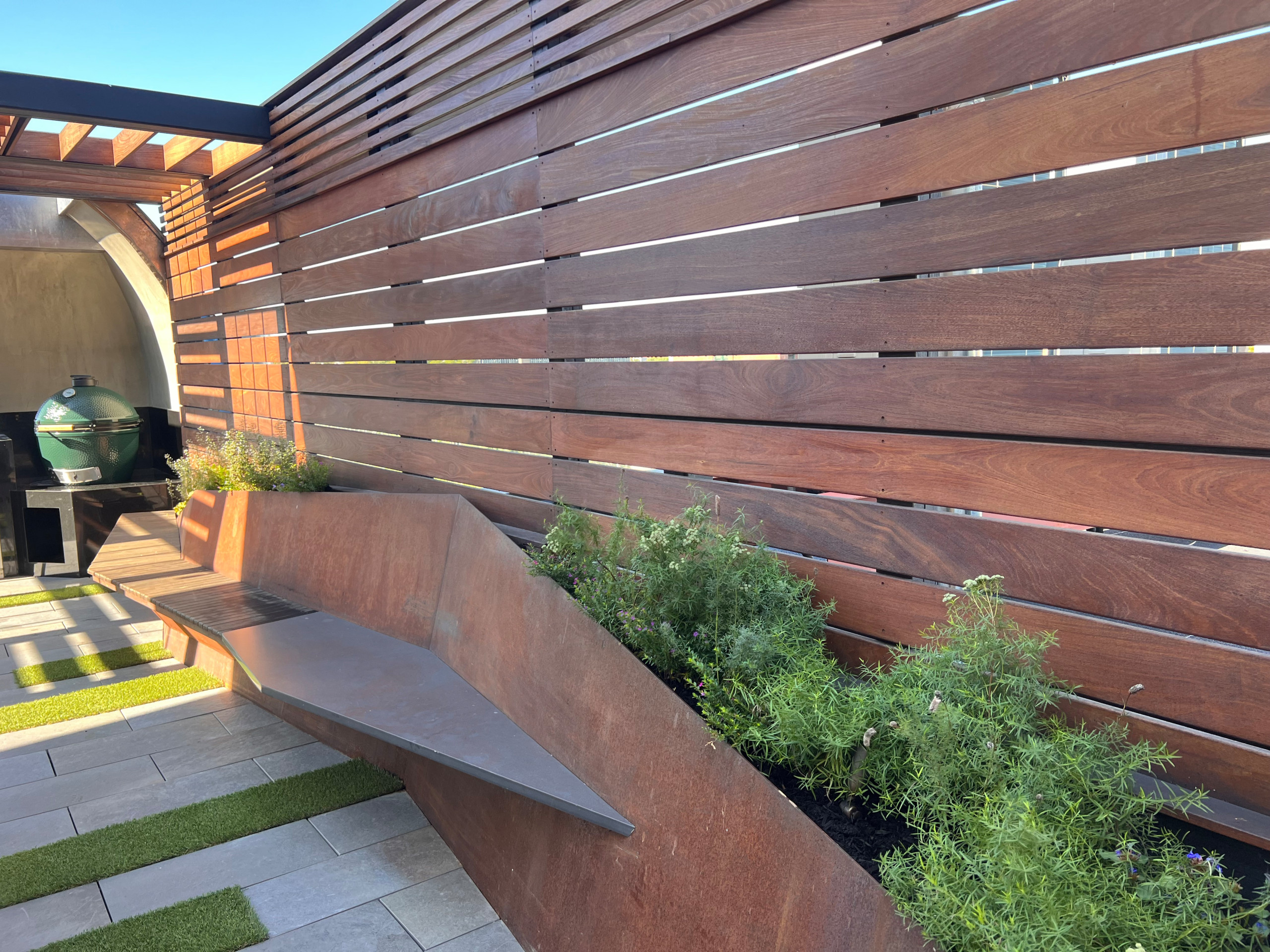 Borough Park Modern Rooftop