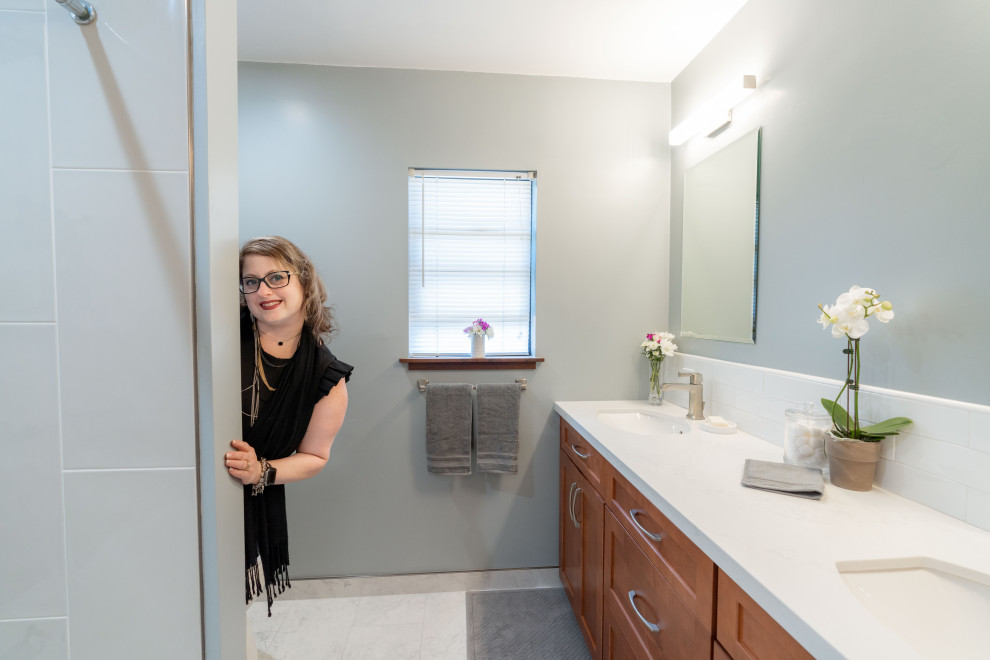 Calming Berkeley Hills Upstairs Bathroom