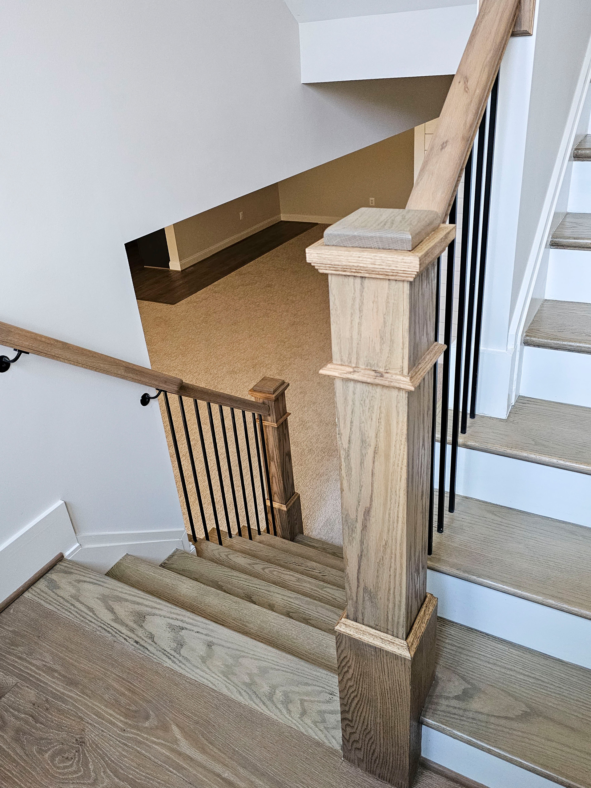 105_Modern and Bold U-Shaped Staircase, Vienna VA 22180