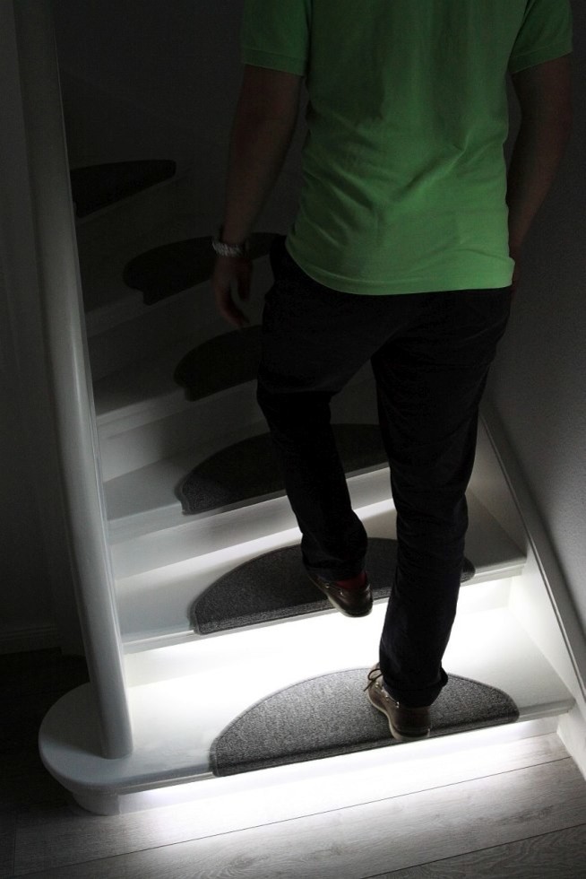 led stairs