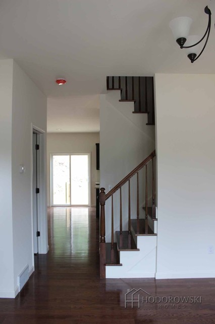 Grant Model Home american-traditional-corridor