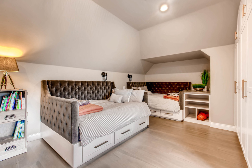 Inspiration for a large transitional kids' bedroom for kids 4-10 years old and boys in Denver with grey walls, light hardwood floors and brown floor.