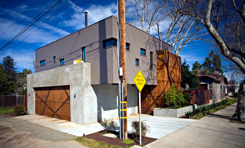 Photo of an industrial exterior in Sacramento.