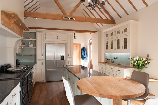 Open plan barn conversion klassisk