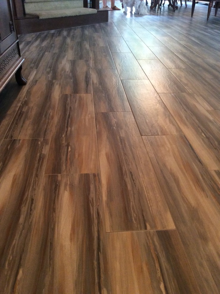 Transitional home design photo in Orange County