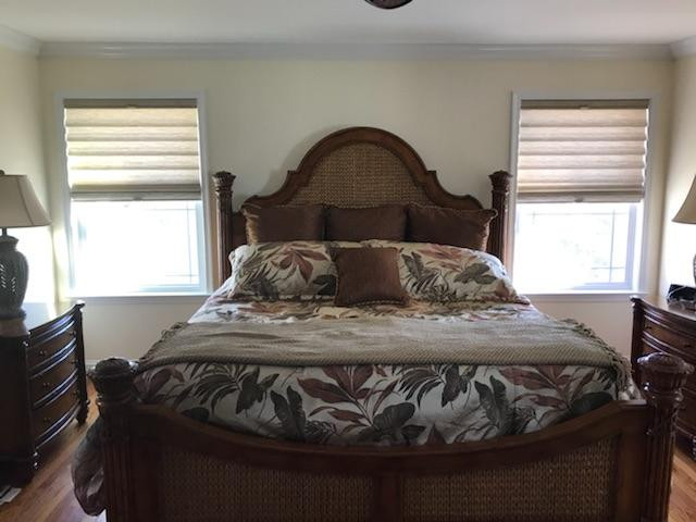 Alustra Vignette Modern Roman Shade