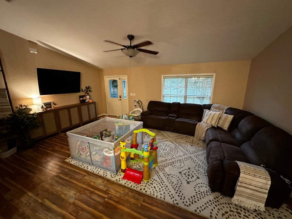 Living Room Furniture Layout CRISISHelp me, pretty please!