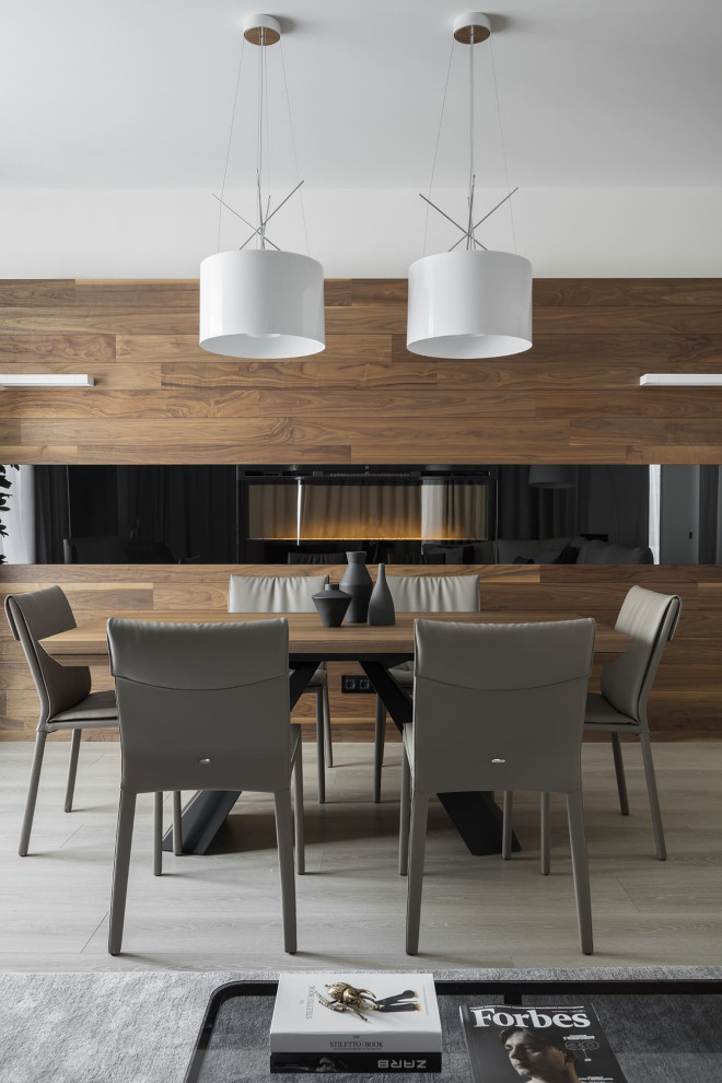 Обзор современной квартиры 170 квм. Полы без плинтуса. Двери в потолок.