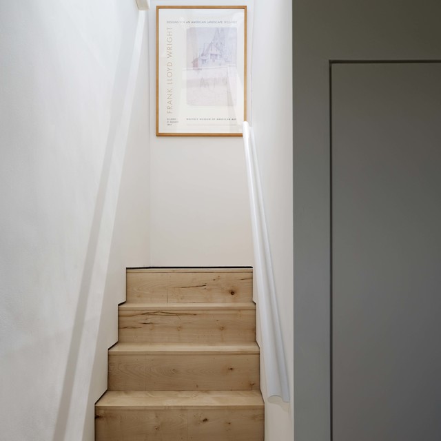 Old Telephone Exchange contemporain-escalier