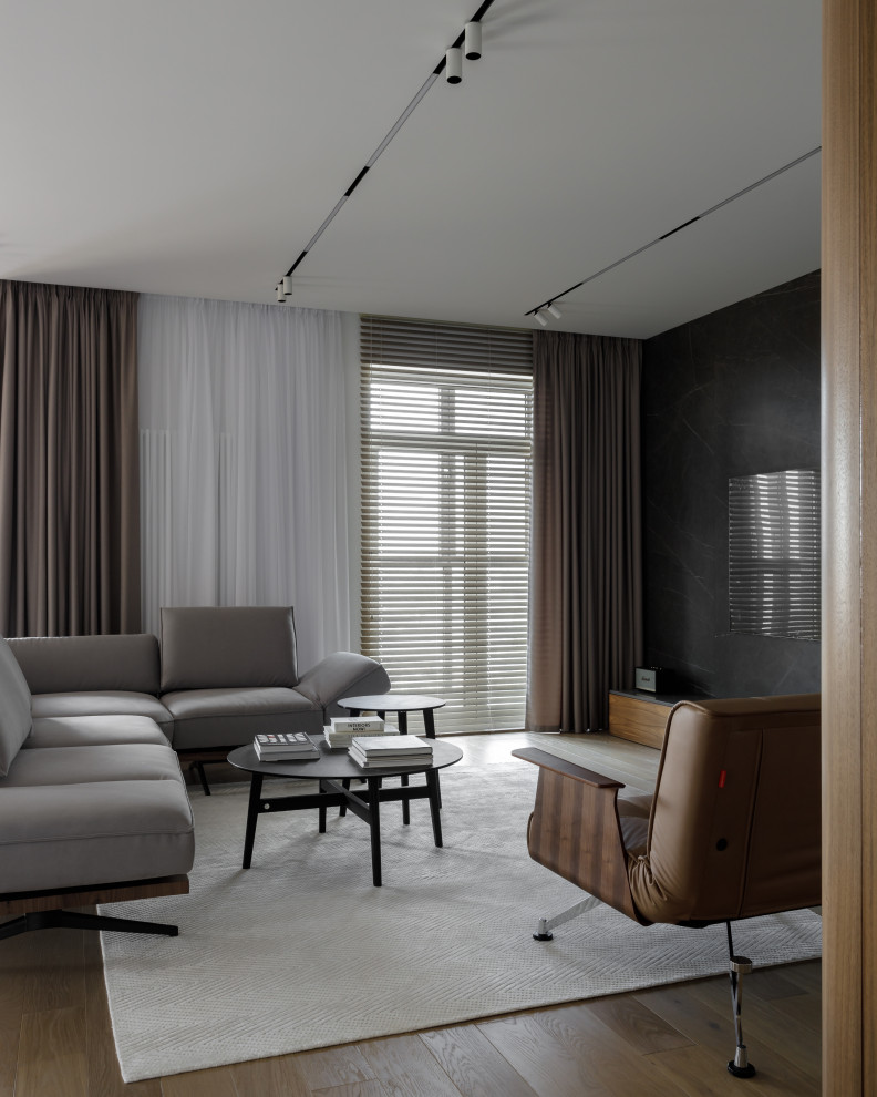 Квартира на набережной