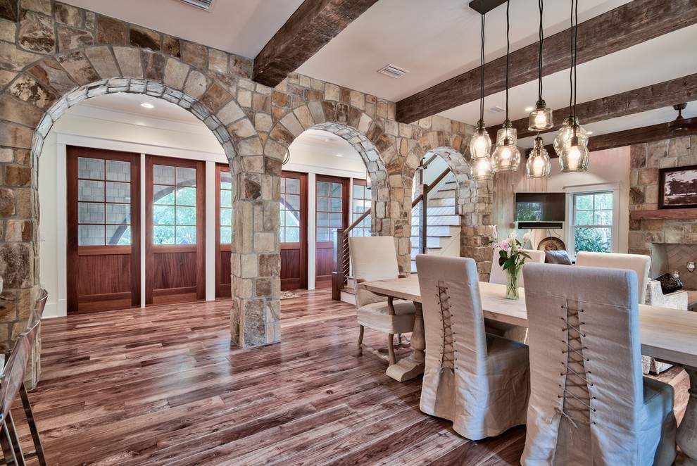 Photo of a country dining room in Miami.