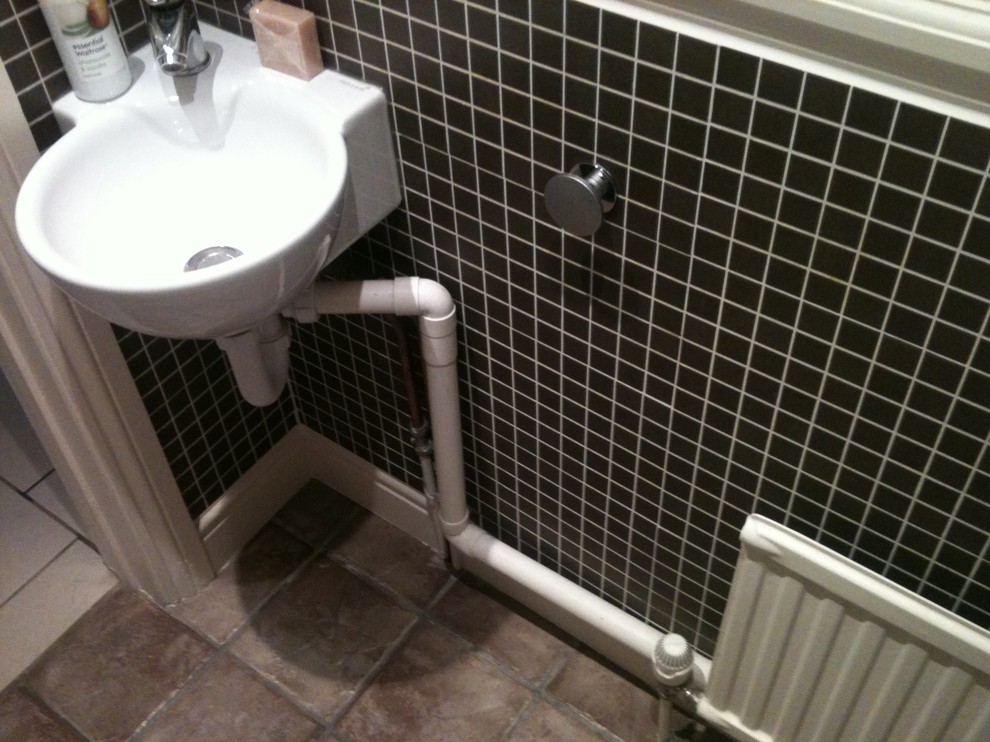 How to hide pipes (or make them less of an eyesore?) Houzz UK