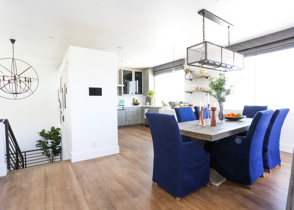 Example of a dining room design in New York