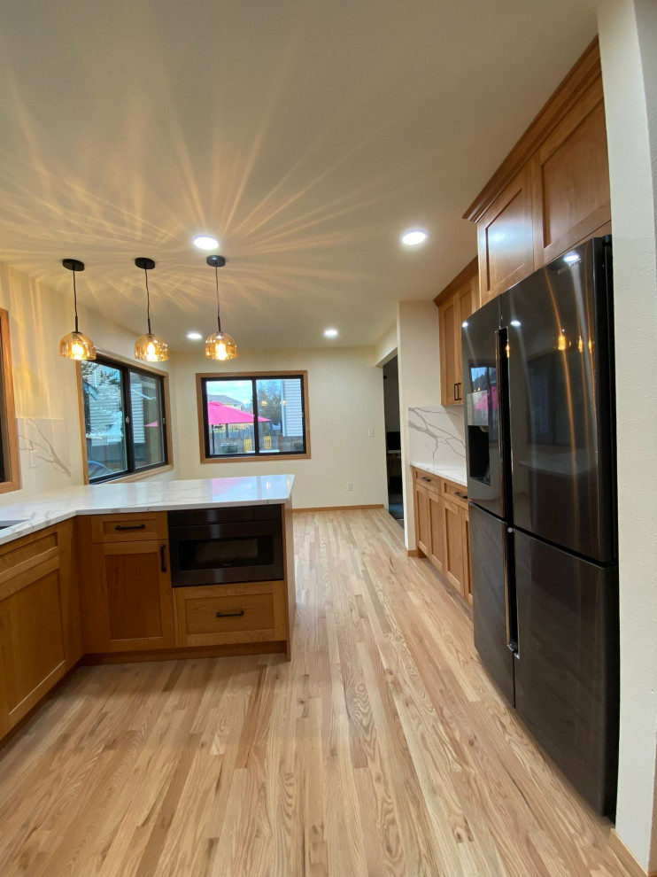 Kitchen - kitchen idea in Seattle