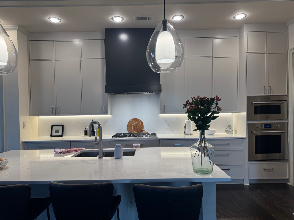 Custom Transitional Kitchen