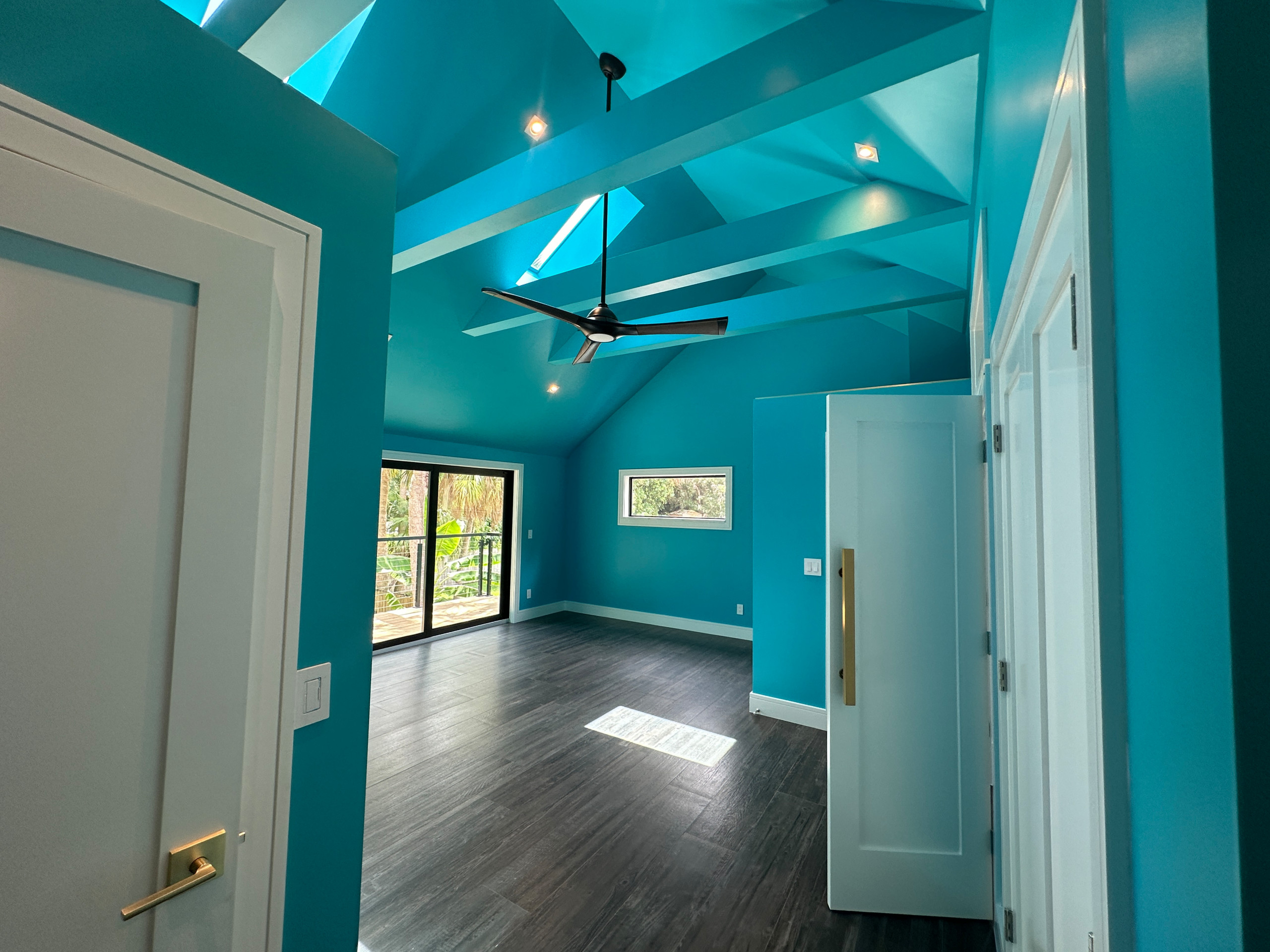 Primary suite