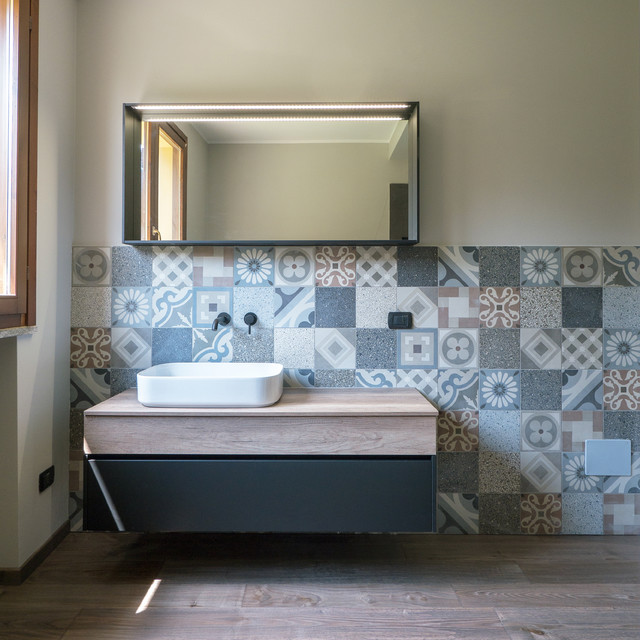 Il Bagno dei Chiaroscuri contemporary-bathroom