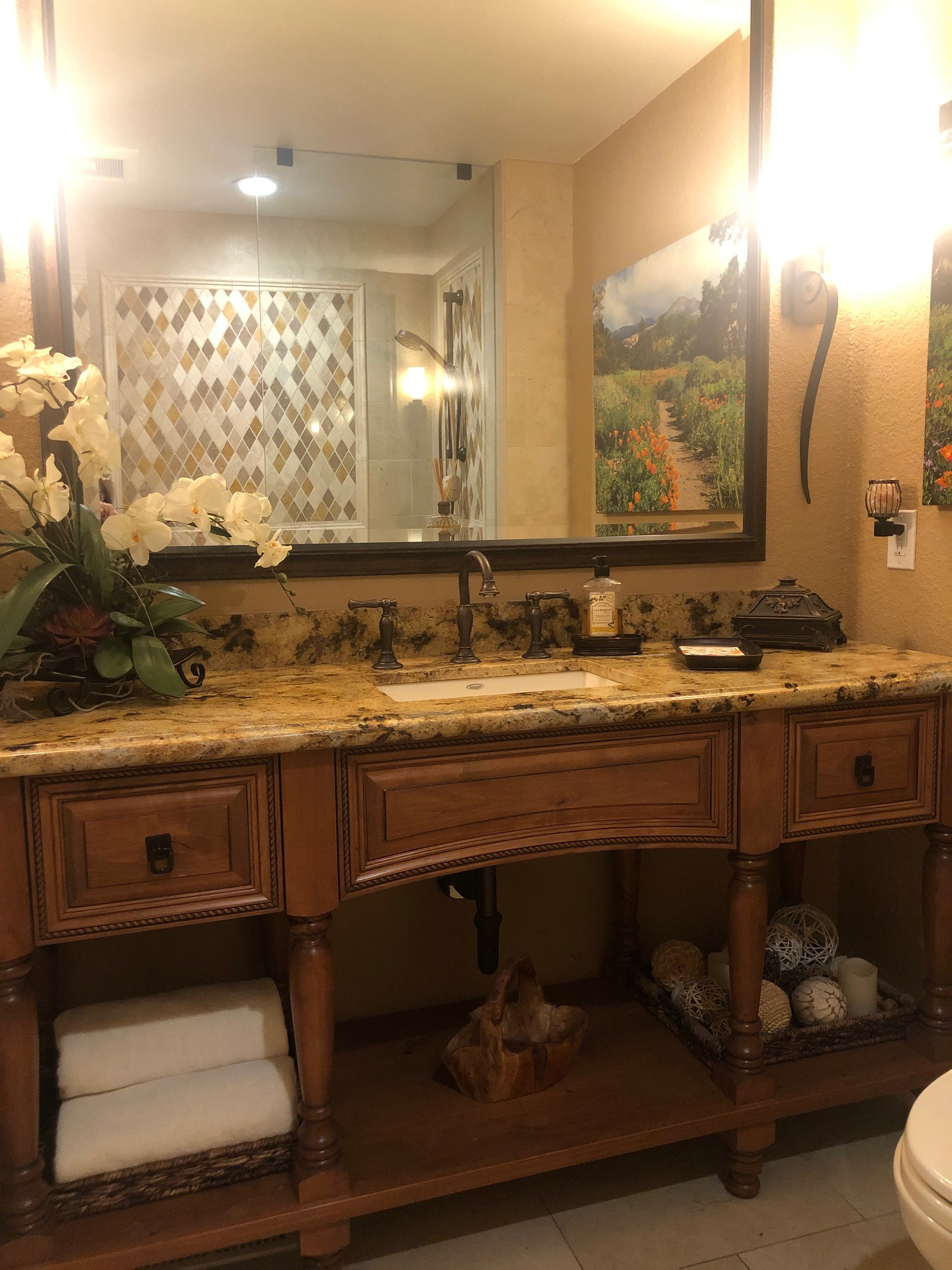 Barnhart Guest Bath