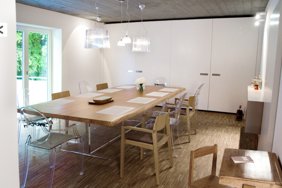 Modernes Esszimmer in Sonstige