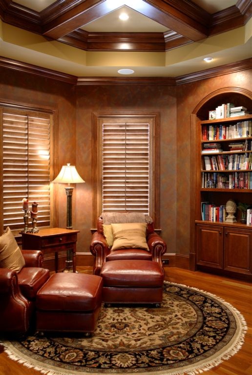 Photo of a traditional home office in Charlotte.