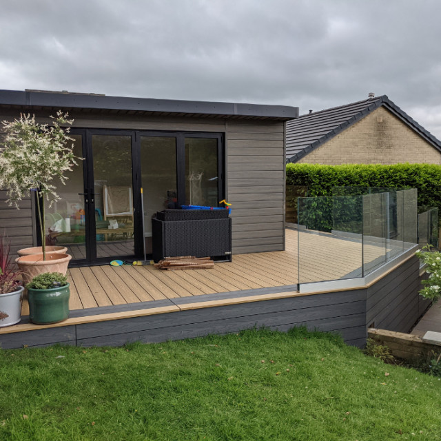 Glass Balustrade in Newcastle Moderne Jardin Autres périmètres