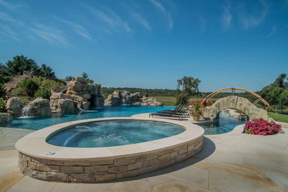 This is an example of a large contemporary pool in Chicago.