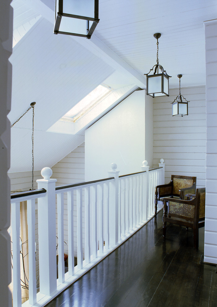 Лестница в доме из клееного бруса