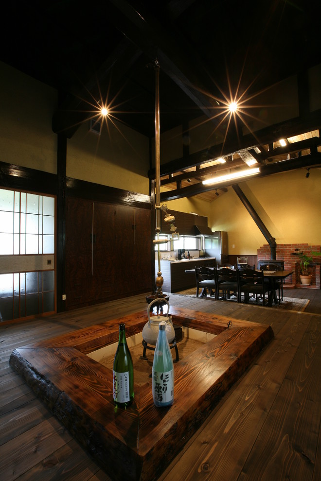 他の地域にある和風のおしゃれなリビングの写真