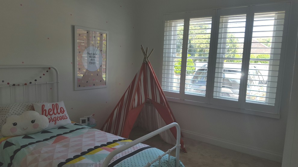 Inspiration for a contemporary kids' room in Melbourne.