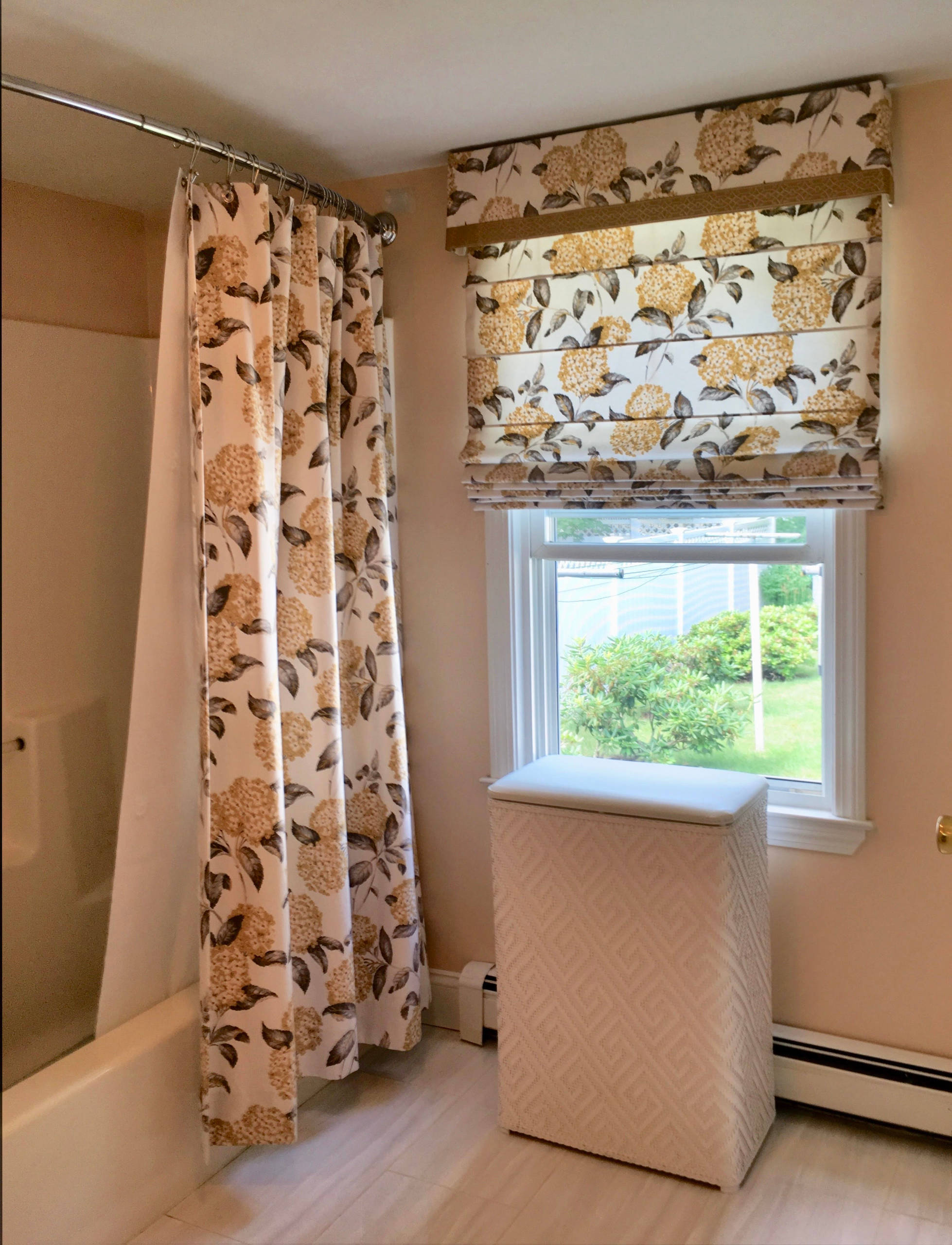 Cottage Update with Fabric Roman Shades