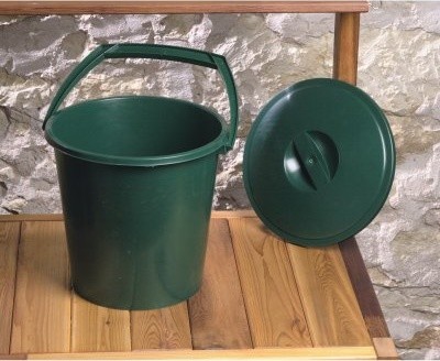 Garland Handy Dandy 2.4 Gallon Recycled Plastic Compost Pail