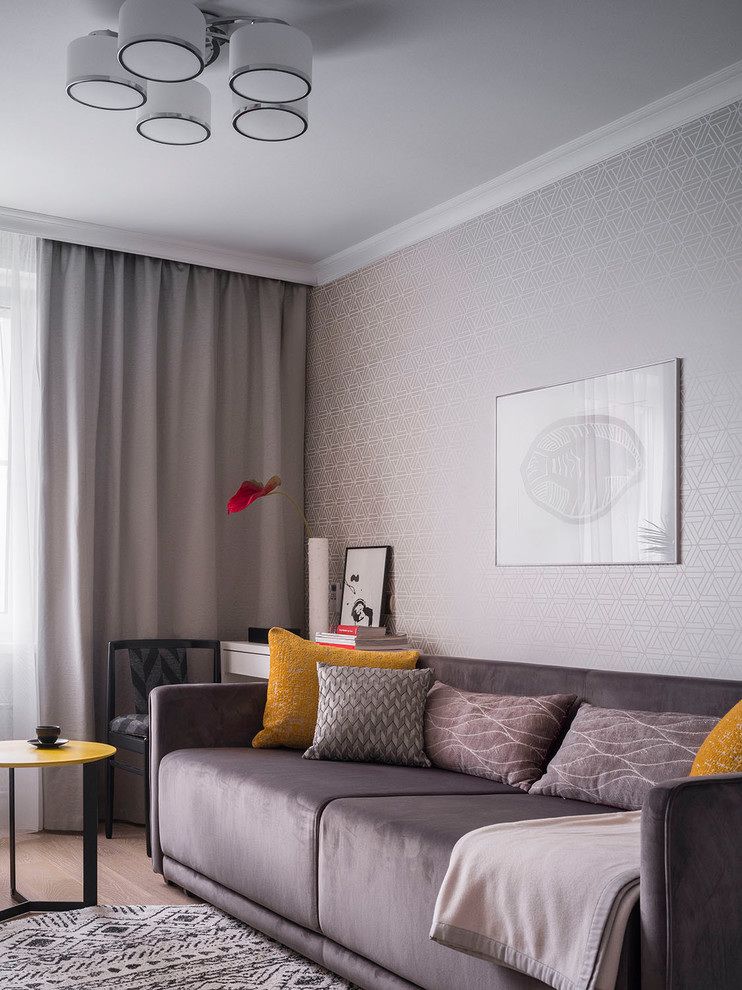 Небольшая двухкомнатная квартира на окраине Москвы. 50 кв. метров.