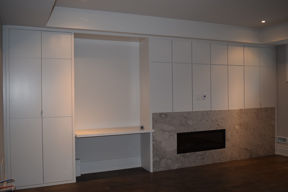 Inspiration for a transitional home design remodel in Toronto