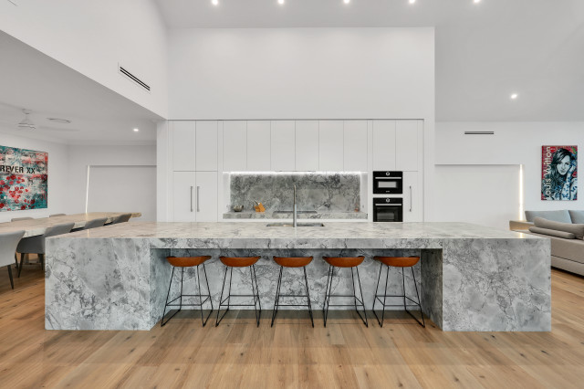 Kenthurst - Kitchen moderno-cucina